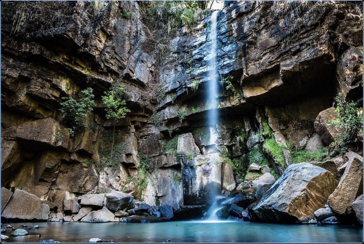 Paisaje boscoso de la Cascada Los Cazos